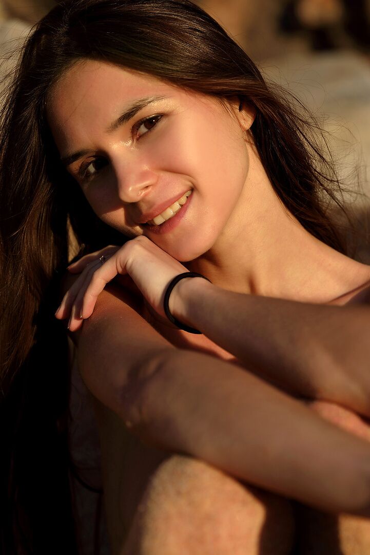 12P MPL Studios Outdoor Glamour