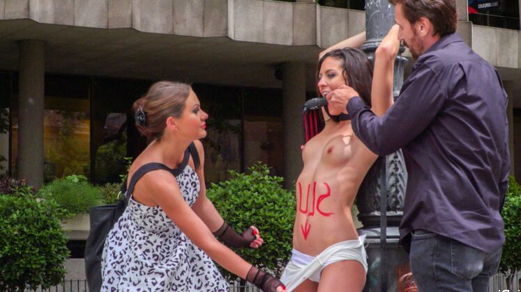 15P Arolina Abril is a beautiful slut and ready to be tied up in tight rope