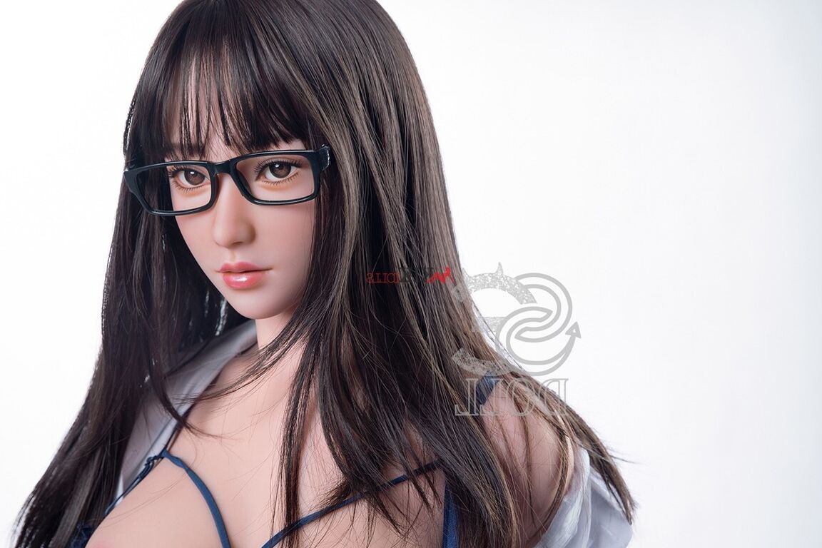 20P Jolie poupée sexuelle à lunettes