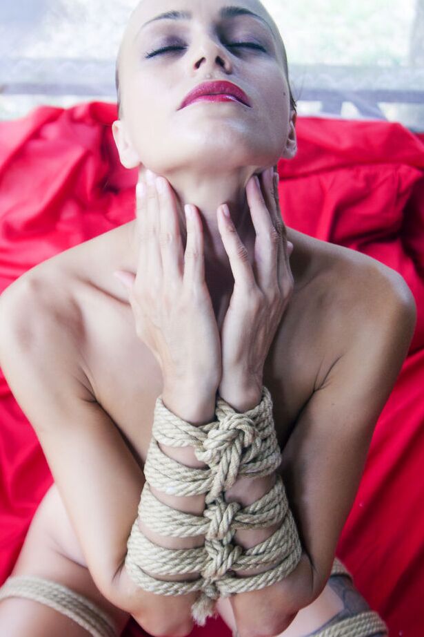 16P Slim girl Lesma sports marks on her limbs after working free of ropes