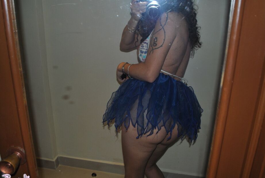 12P Latina Tranny Louca Nikki em Cancún