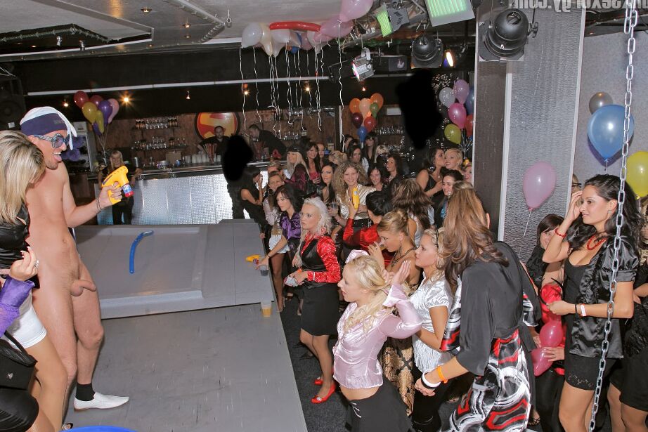 16P Salacious european gals having fun with male strippers at the drunk party