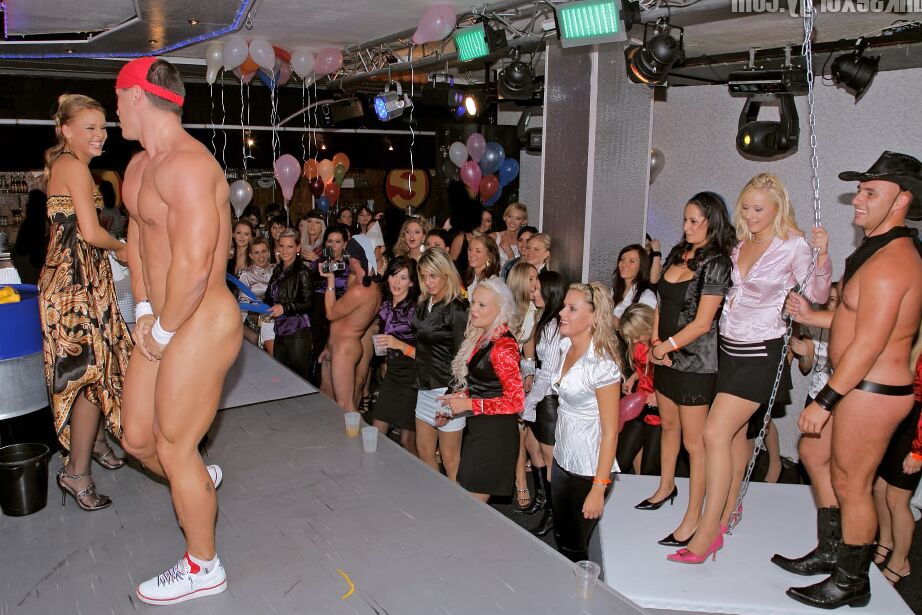 16P Salacious european gals having fun with male strippers at the drunk party