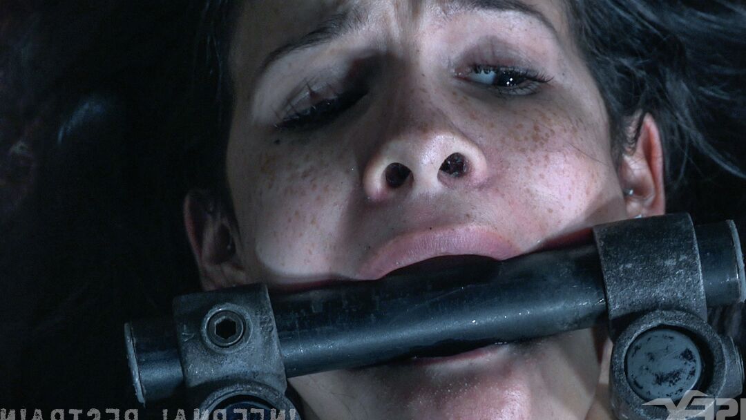 14P Eden Sin loves nothing more than the feeling of a big hard dick in her mouth