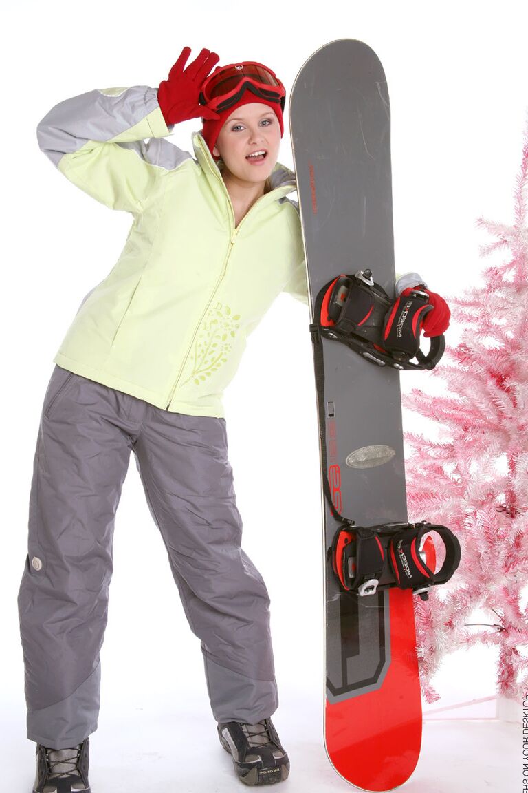 15P Snowboarder Lucianna hangs tight to her board while baring her great body