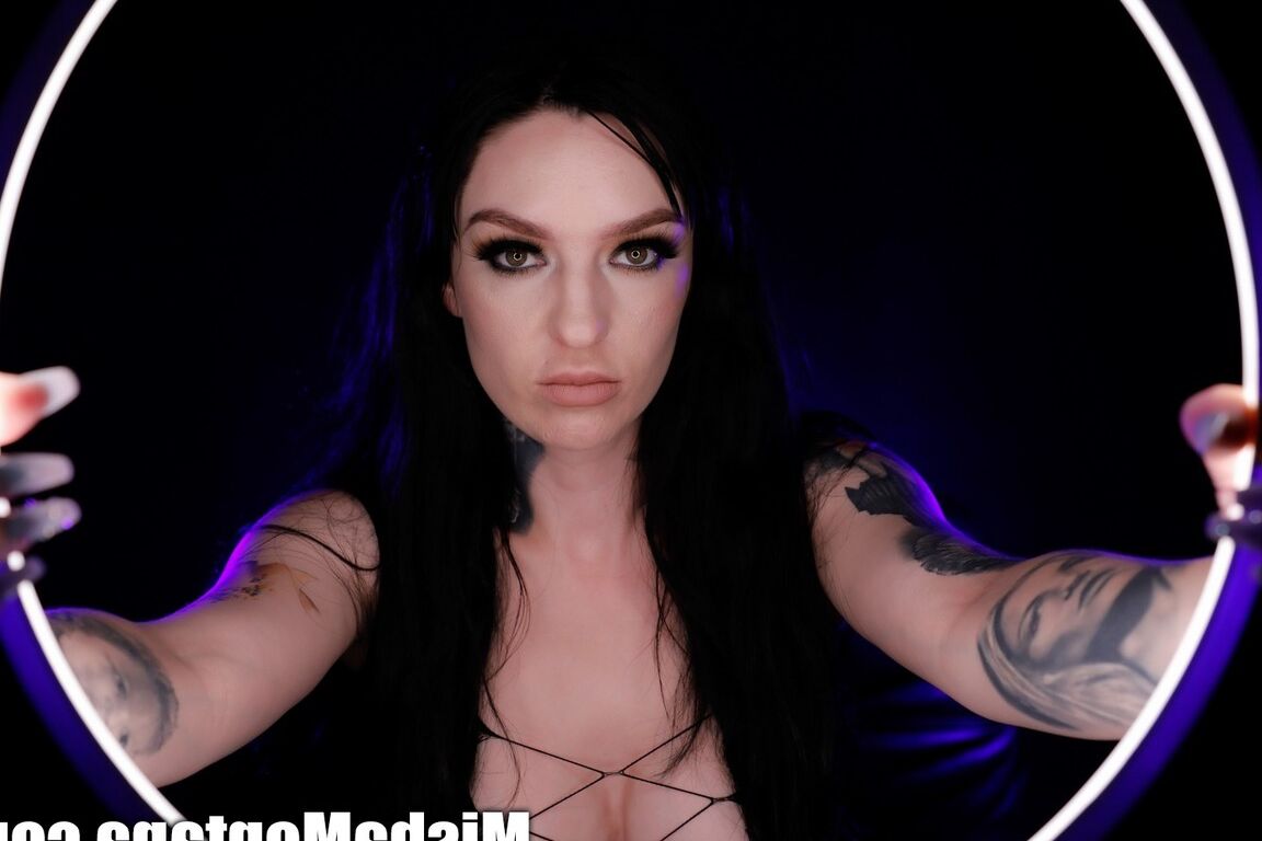 12P Misha Montana Misha se desnuda para ti