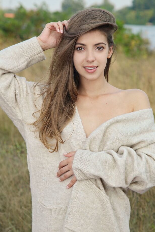 18P Long haired teen Avery gets completely naked on a blanket in a field