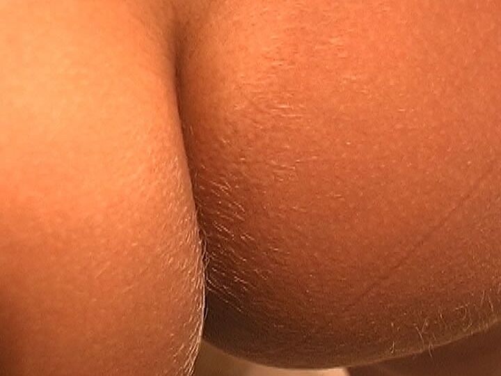 21P MILF Lori Anderson takes care of her hairy arms by applying lotion to them