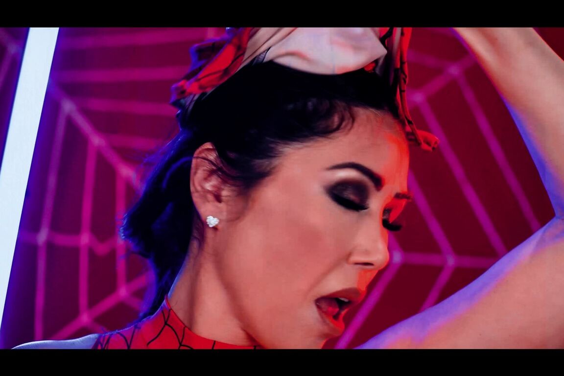 15P Paródia de Kianna Dior Halloween SpiderGirl, Cena 01