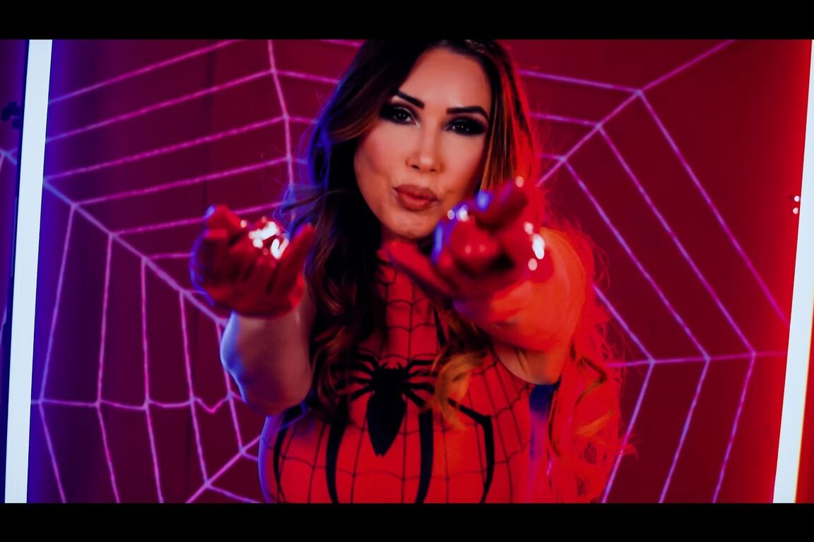 15P Paródia de Kianna Dior Halloween SpiderGirl, Cena 01