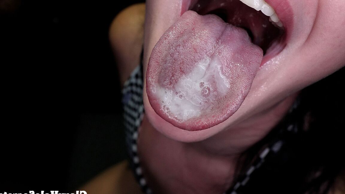 15P Raven Vice's First Gloryhole Video, Scene 01