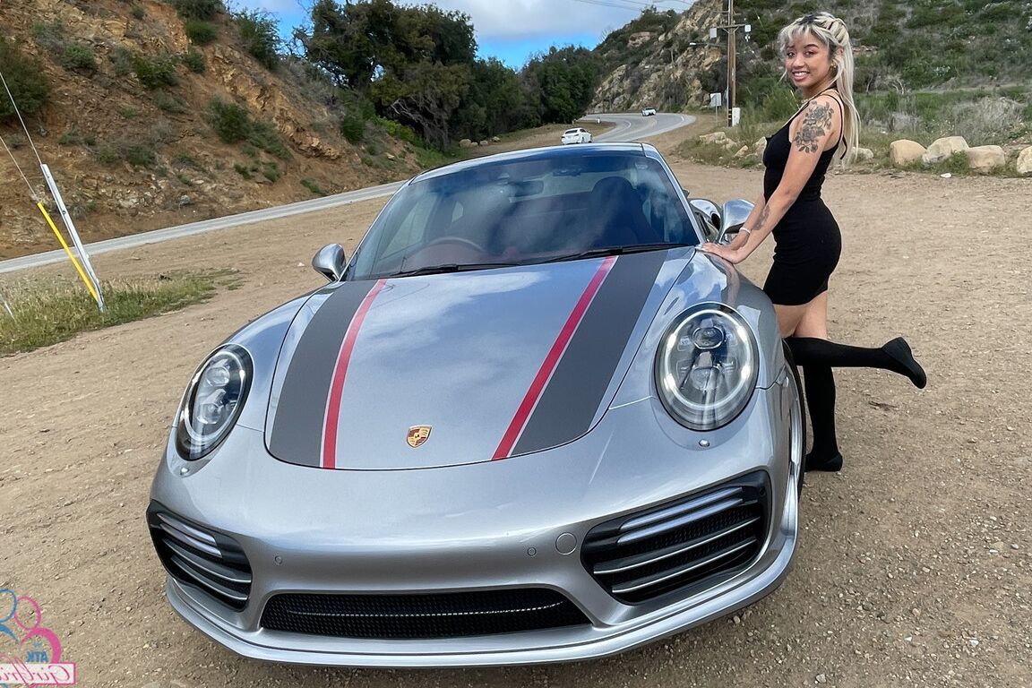 21P ATK Girlfriends Gia Dibella