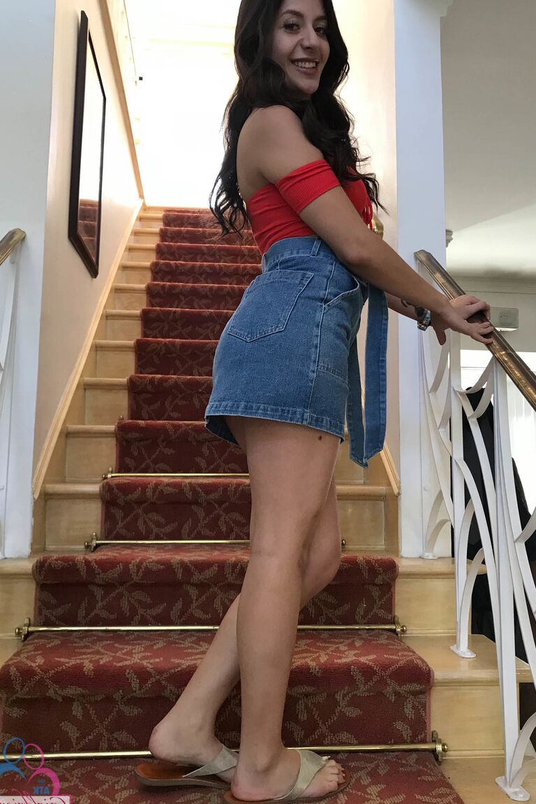 21P ATK Girlfriends Natalie Brooks