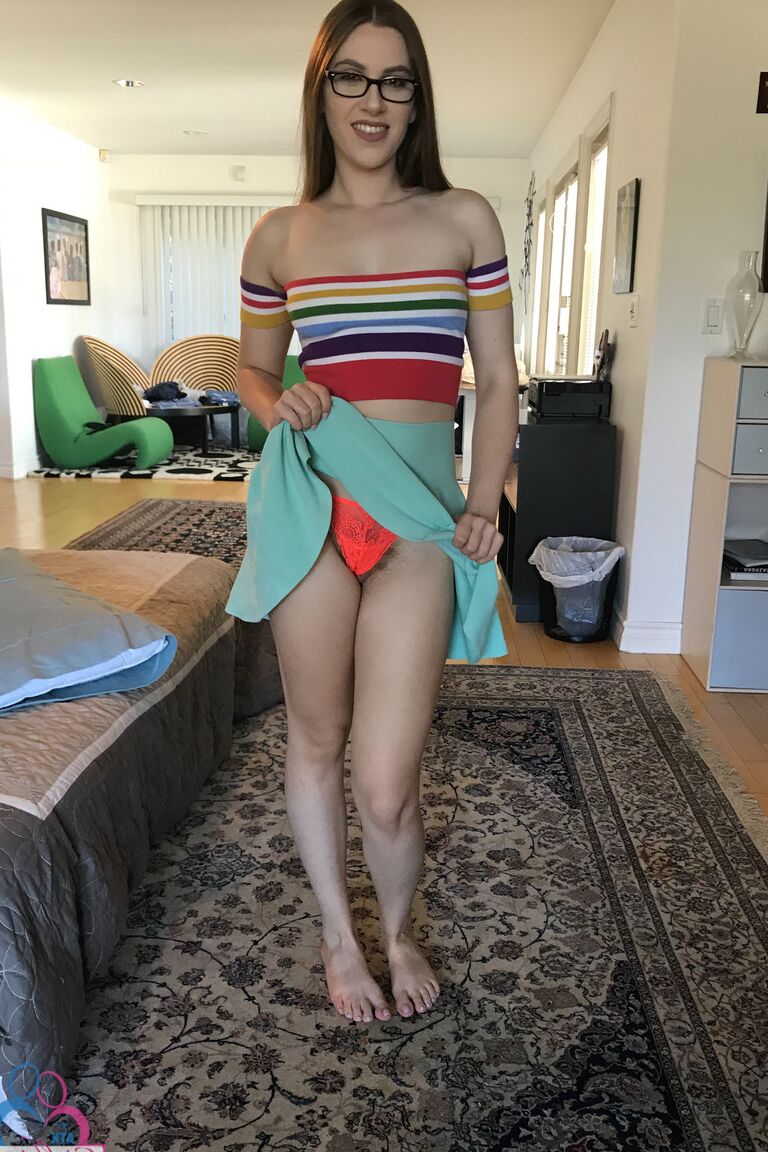 21P ATK Girlfriends Niki Snow
