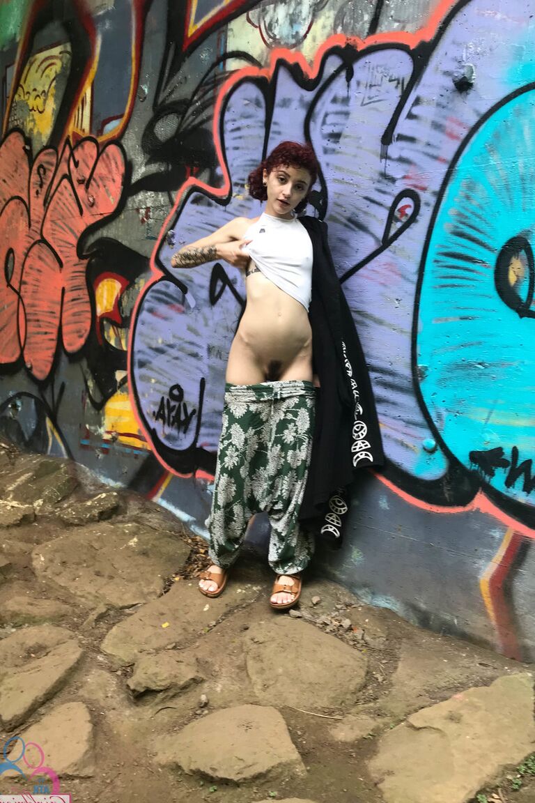 21P ATK Namoradas Lola Fae