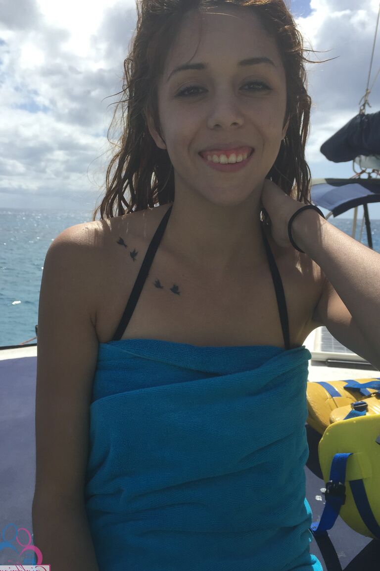 15P ATK Namoradas Kristina Bell
