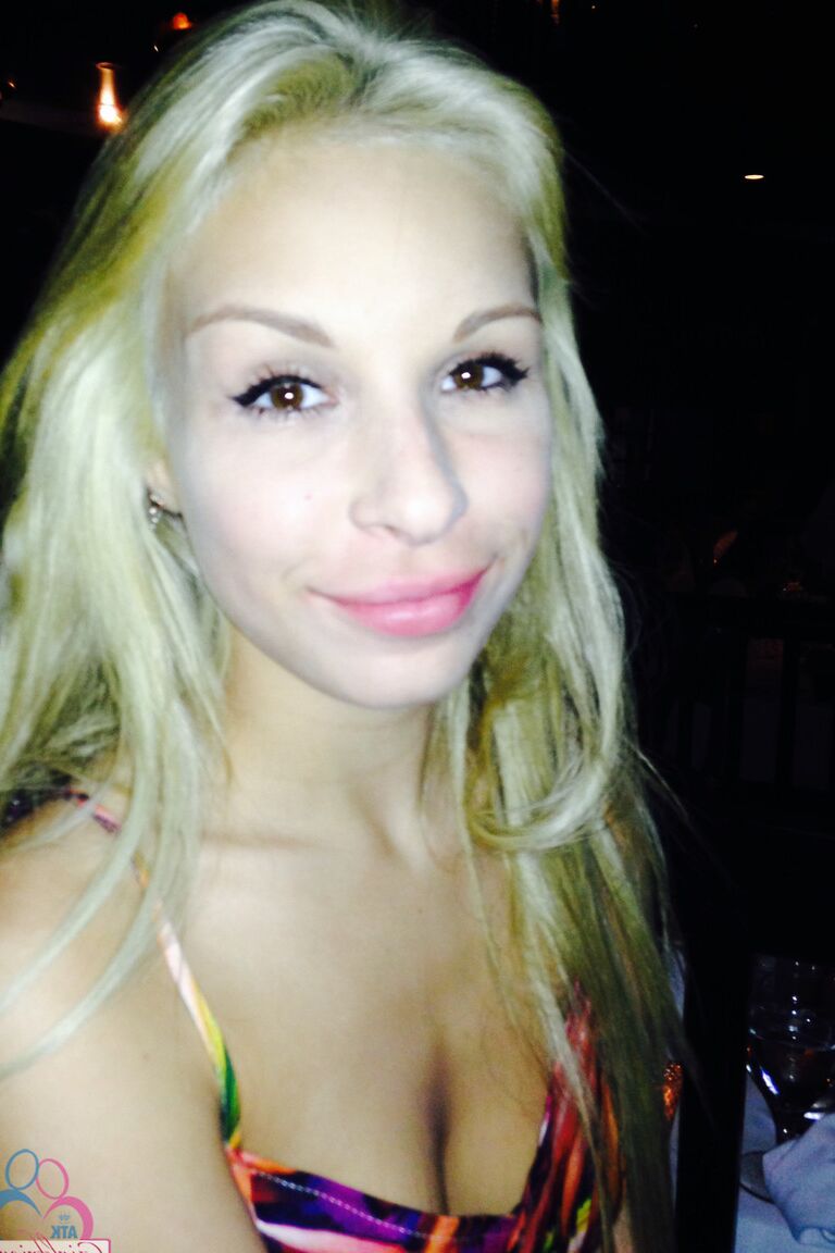 21P ATK Novias Carmen Caliente