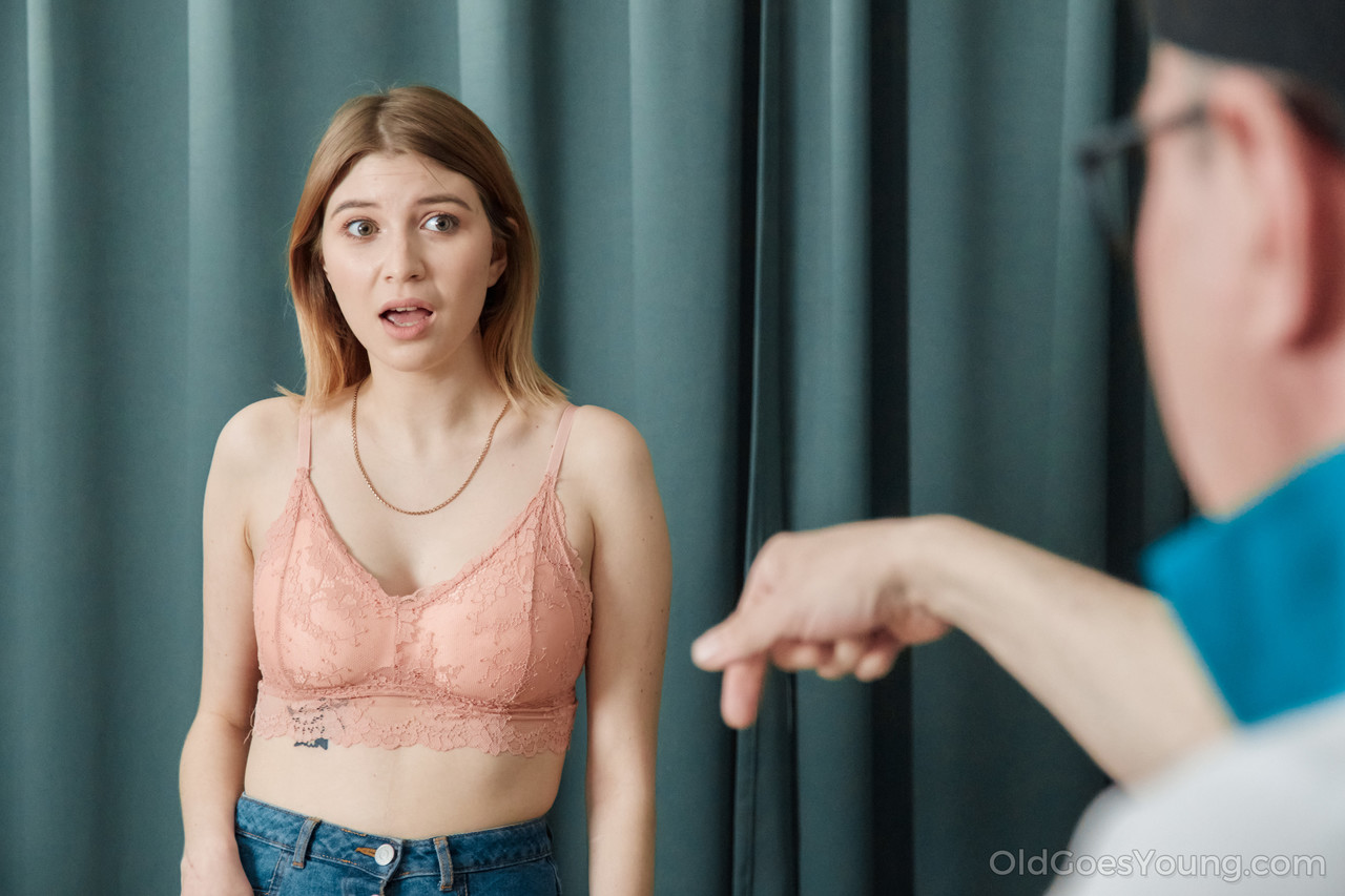 16P viejo va joven europeo viejo adolescente rubia