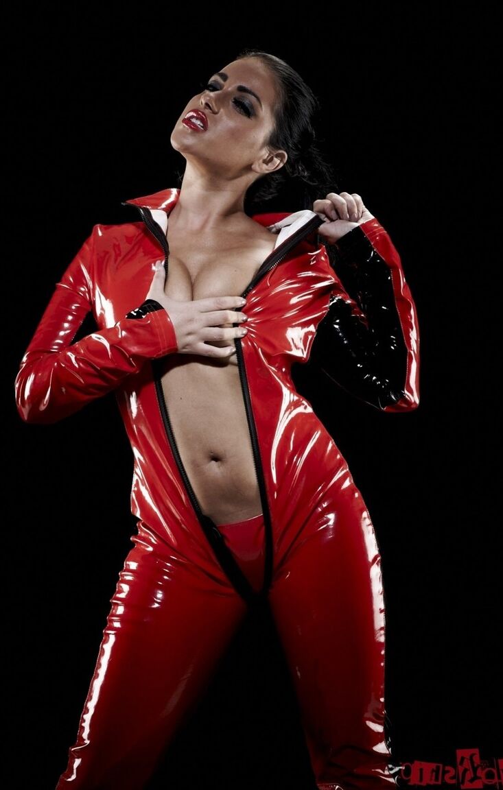 12P This is such a hot set I really know how to turn you so called 'men' into weak