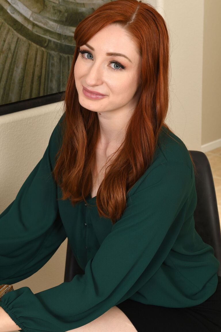 16P All Over 30 Violet Monroe Hairy Redhead