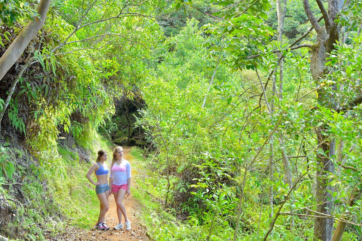 21P FTV Girls Nicole, Verónica