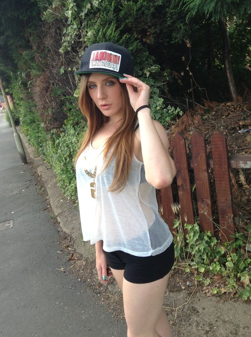 15P Porno XN Samantha Bentley