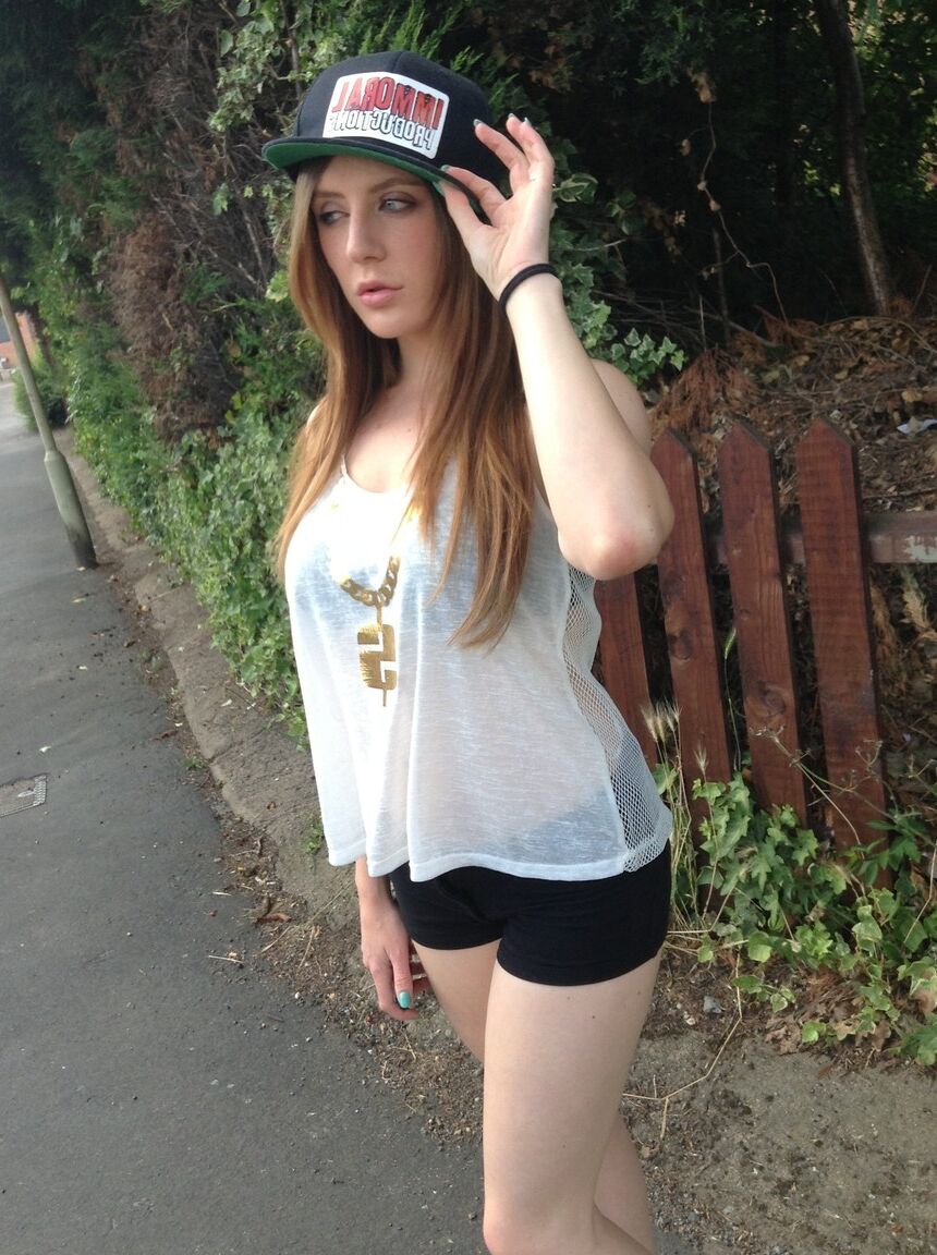 15P Porno XN Samantha Bentley