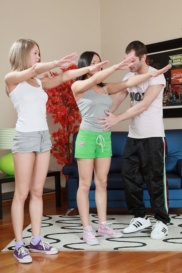 21P Adolescentes Anal Putas