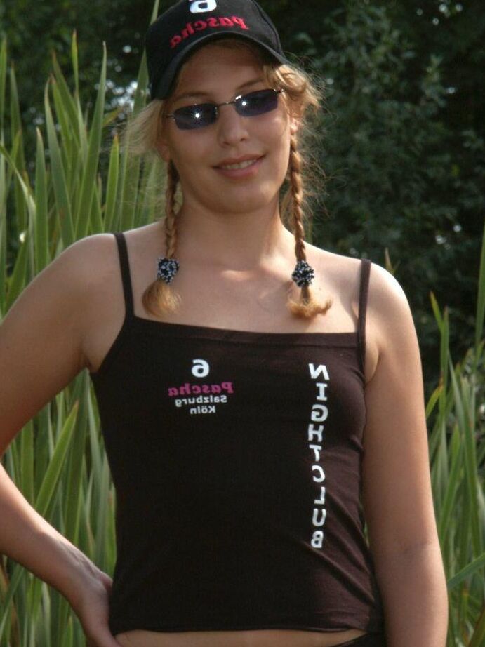 16P Nathalie dans la natureExtérieur,Tir,Ados