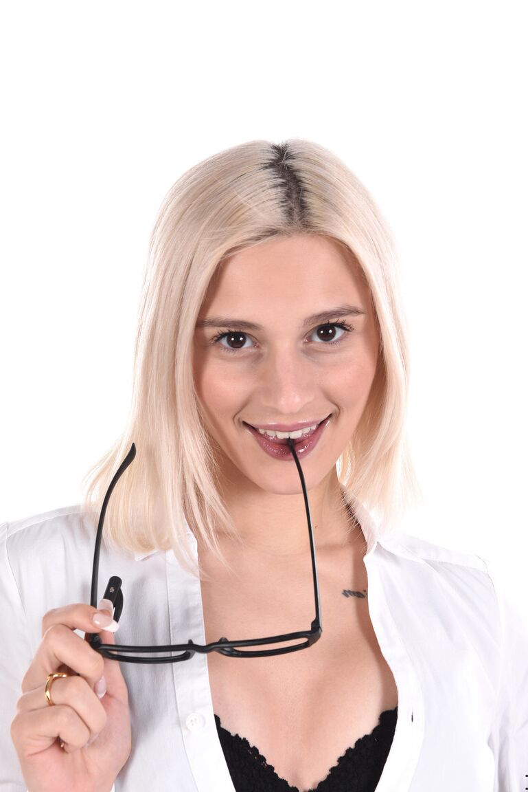15P IStripper Terapeuta Sexy