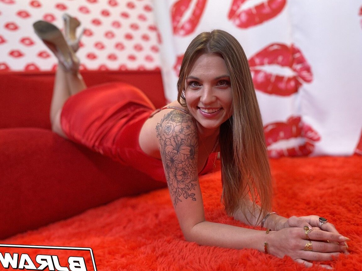 21P, грубый минет Kenzie Love