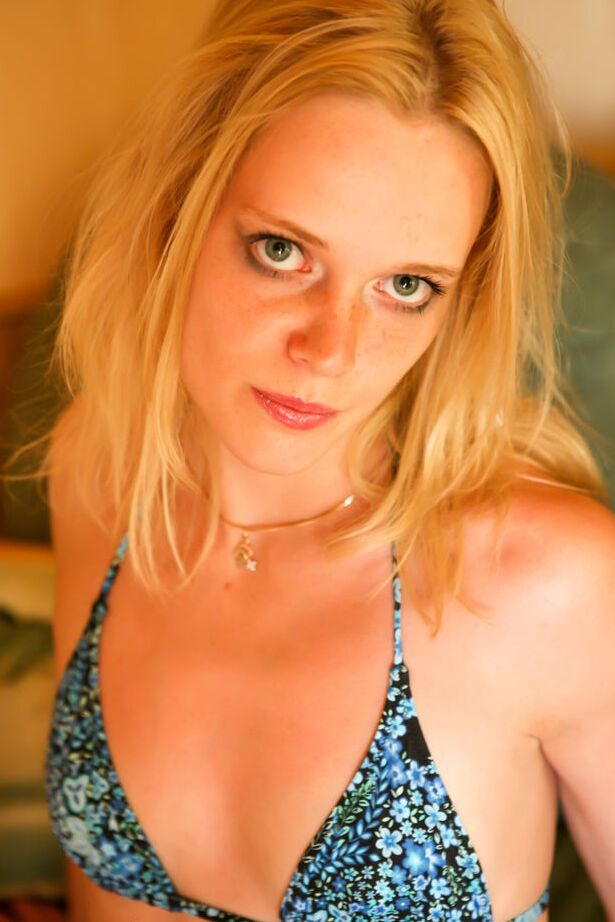16P Stunning 18 Petrina T