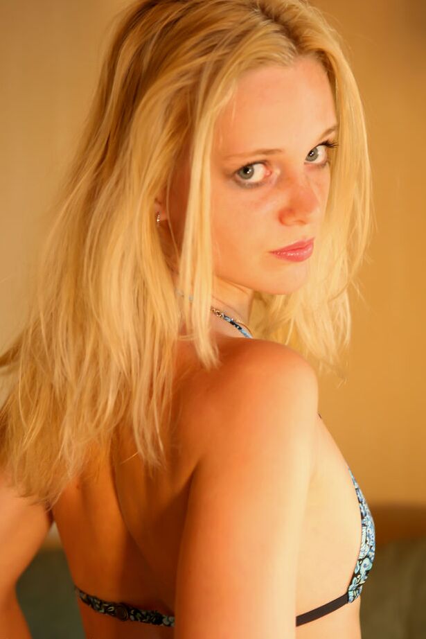 16P Stunning 18 Petrina T
