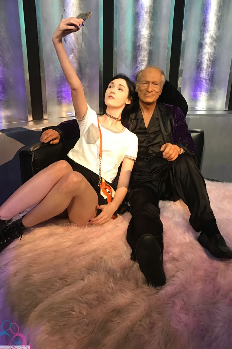 20P Slim morena amadora Ivy Aura mostra sua calcinha gostosa