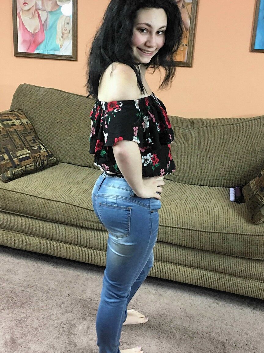 21P Chick Pass Lenna Lux