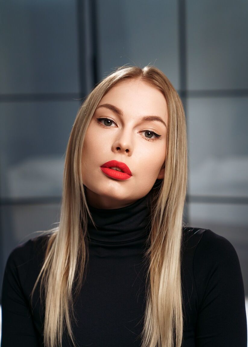 21P Straplez Mimi Cica, Nata Ocean