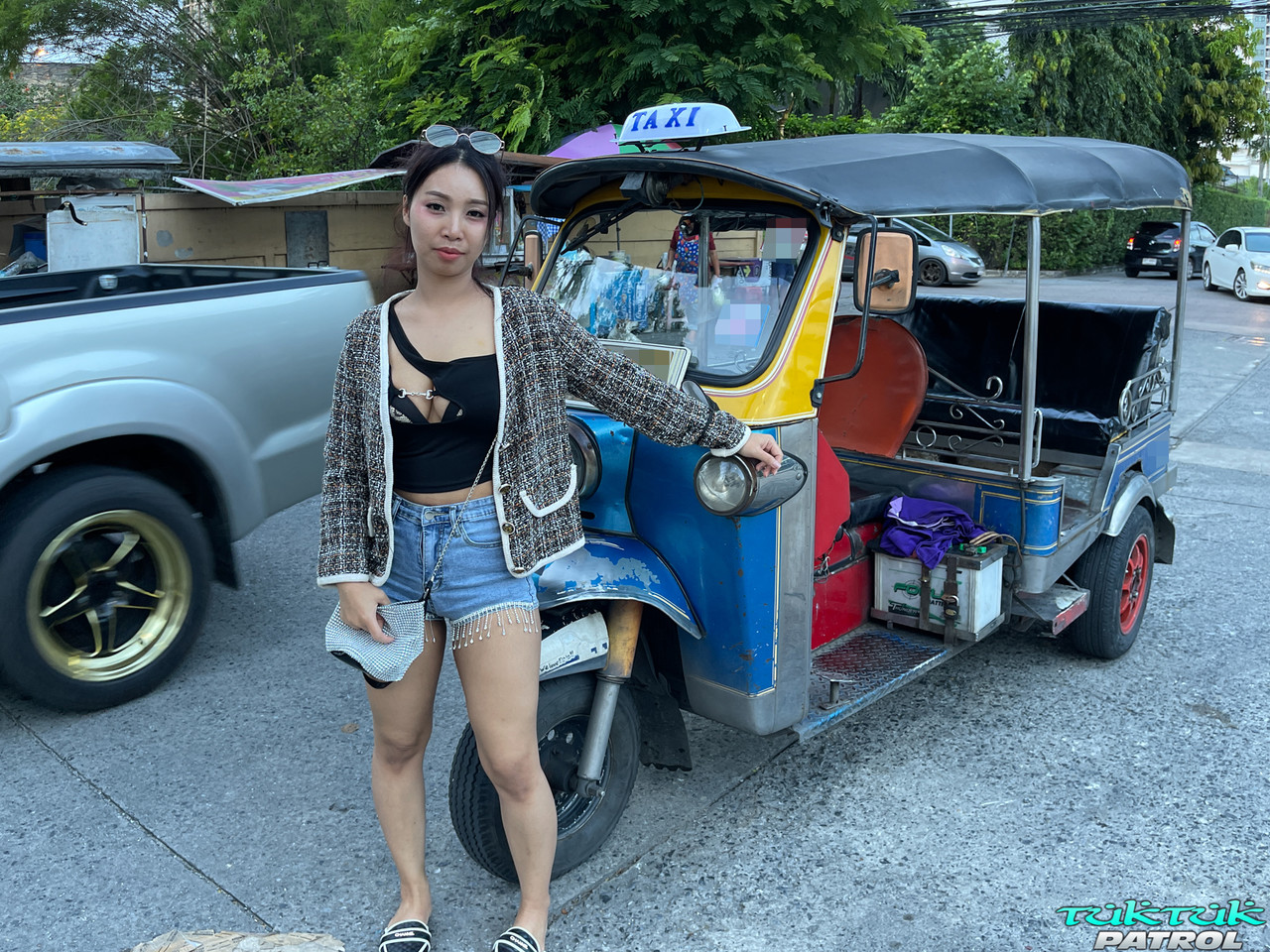 21P Tuk Tuk Patrulha Akita Tailandesa