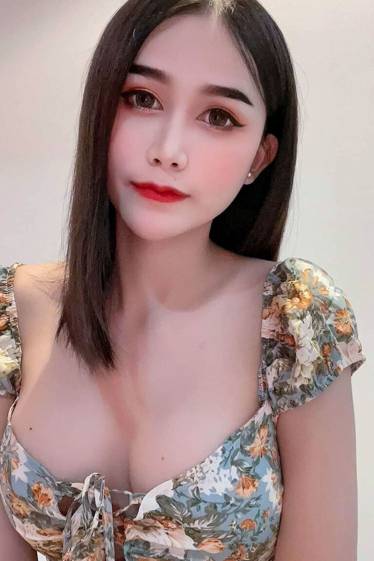 21P Hello Ladyboy
