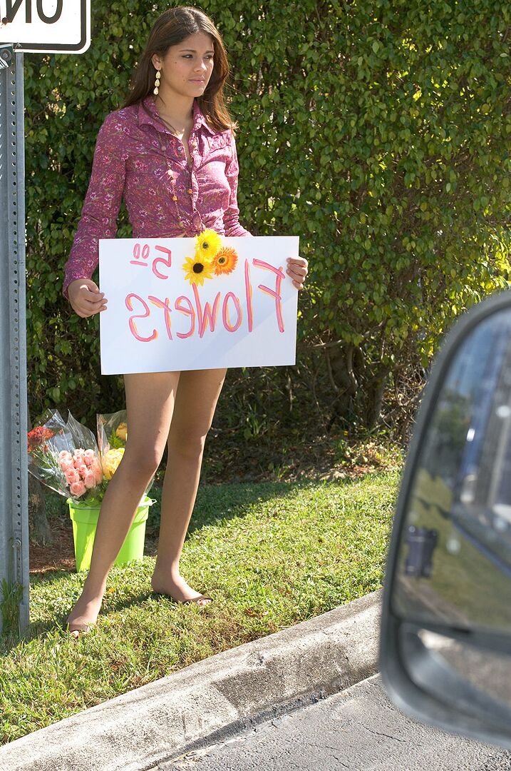 16P Naughty Mag Flowers For Sofie