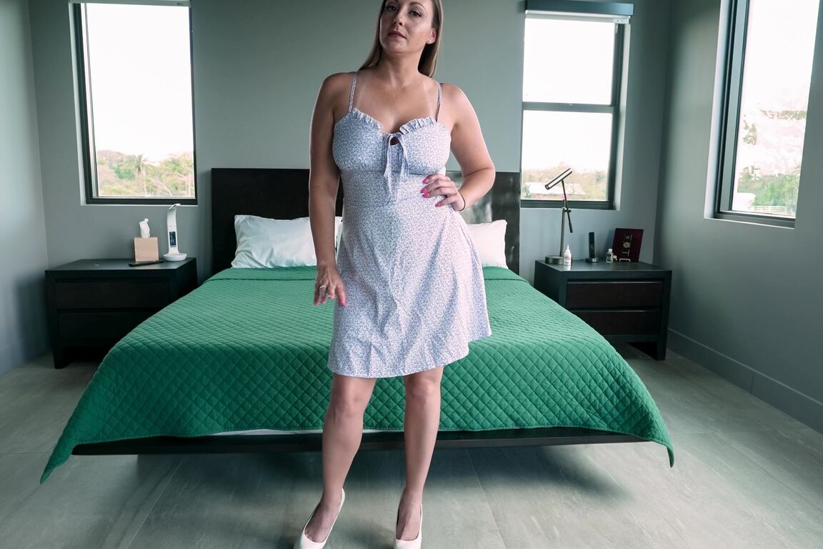 15P Melanie Hicks in Fucking My Step Sons Bully Vol 5, Scene 01