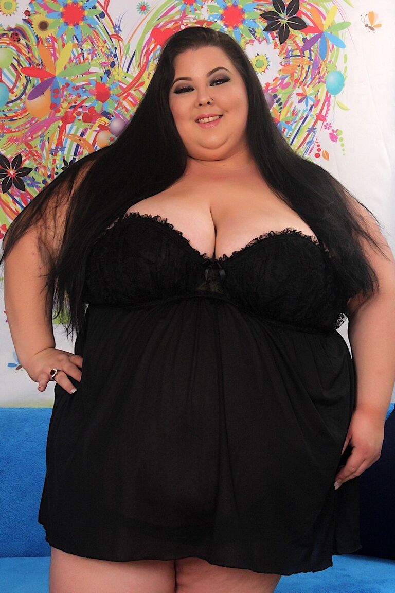 21P Jeffs Models Apple Bomb, Lola Lovebug