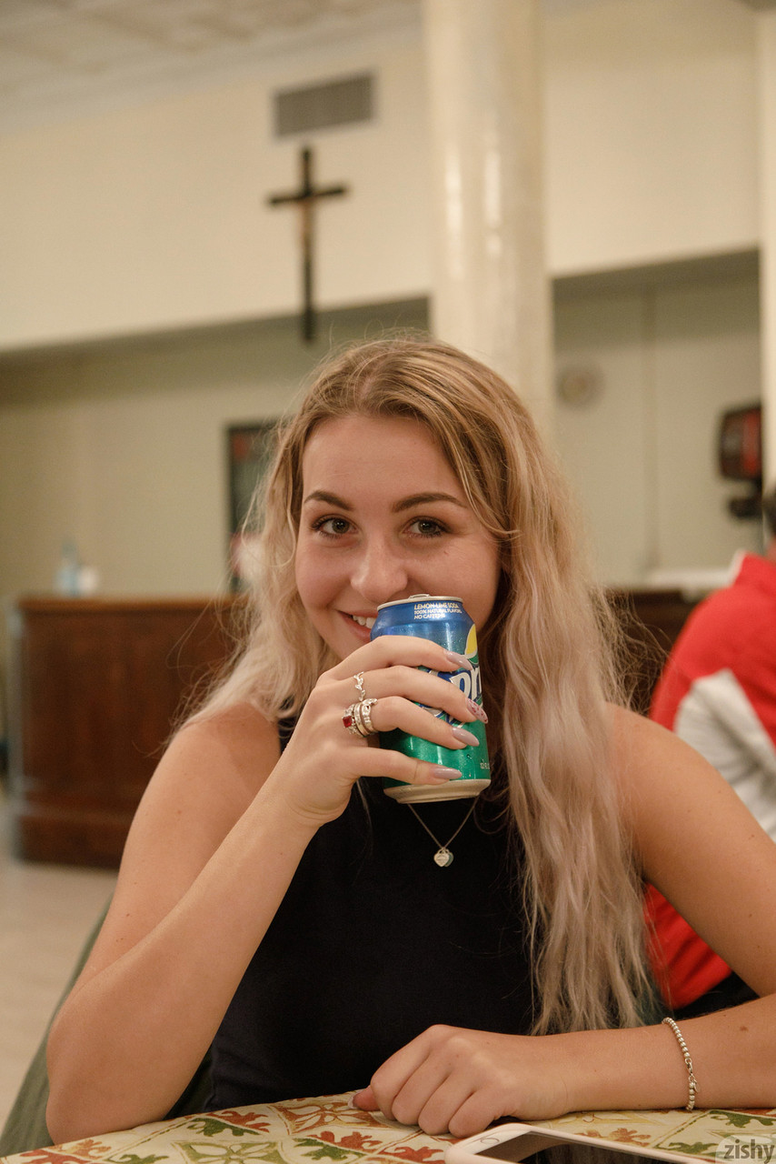 13P Zishy Stella Garmen