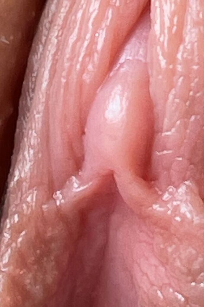 21P Teen Lily Adams zeigt ihre Füße