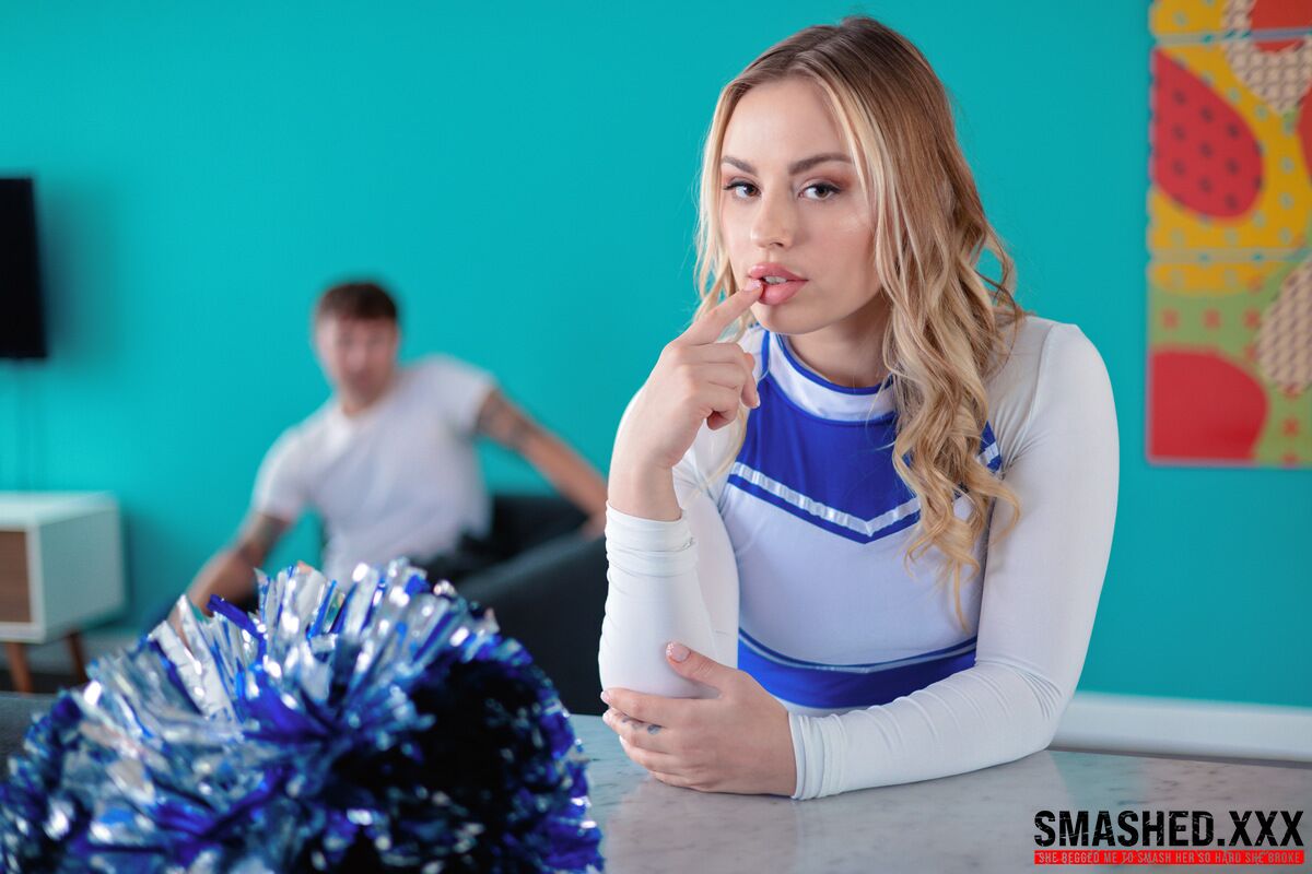 16P Cheerleader Anna Claire C louds is looking nice and slutty in her uniform, and