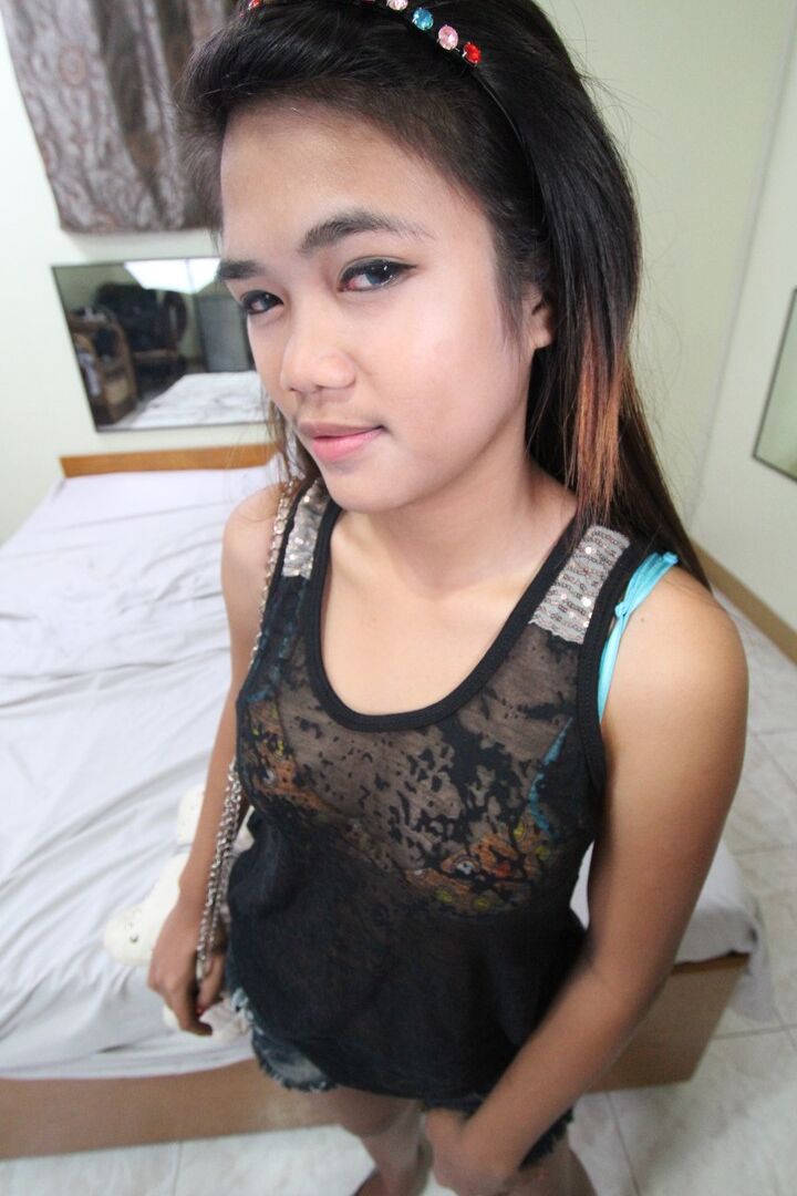 21P Exotische philippinische Teenagerin Mildred Ortega bläst