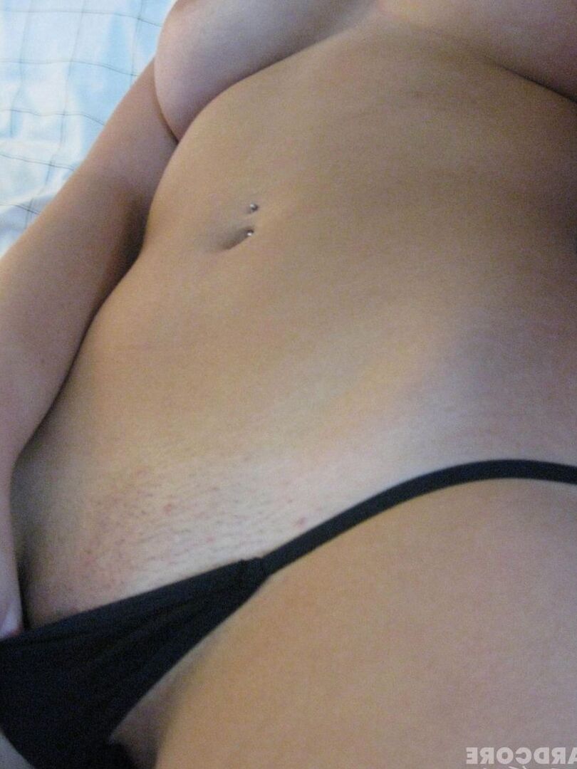 16P AdolescentesMorenasPequeñaSoloStripteaseEstados UnidosBragas