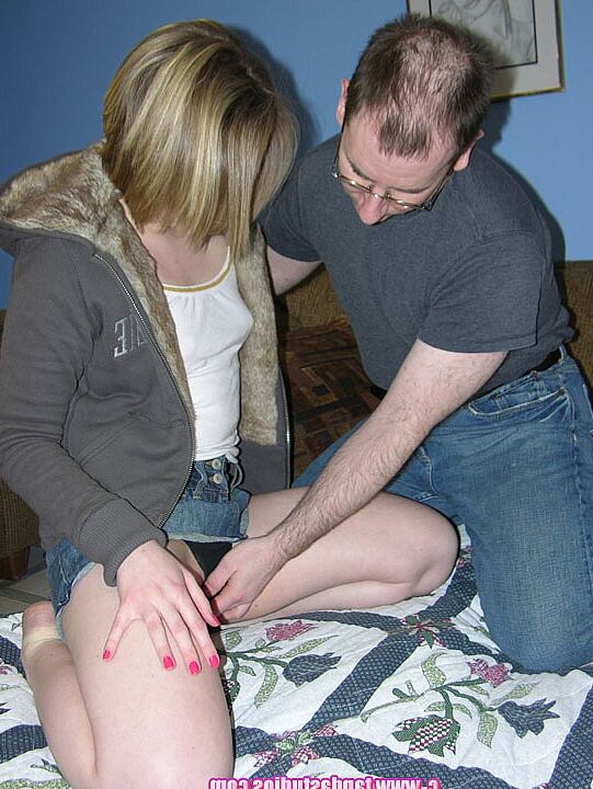 20P Babe with tiny tits Veronica Snow & Logan Drake have hardcore sex after 69ing