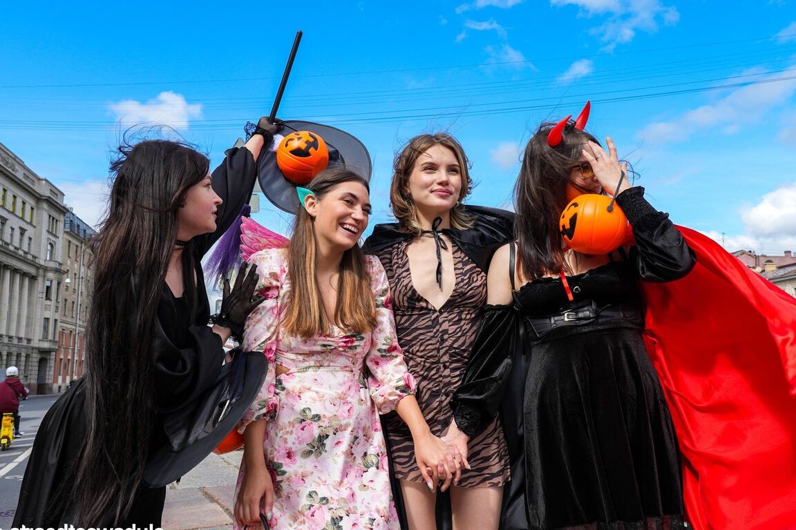 21P Club Sweethearts Jane White, Virgin Butterfly, Elise Moon, Olivia Trunk, Sadistk