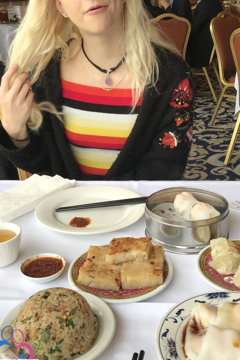 21P namorada amadora magra Riley Star posa