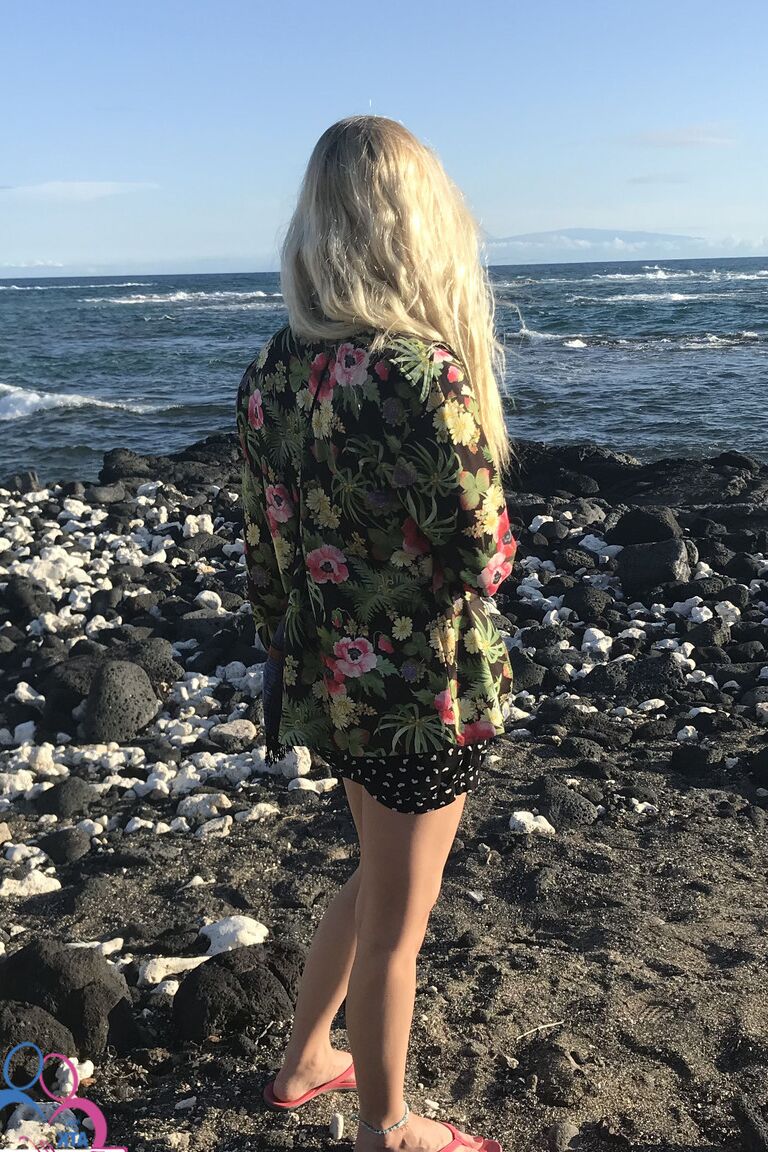 21P namorada amadora magra Riley Star posa